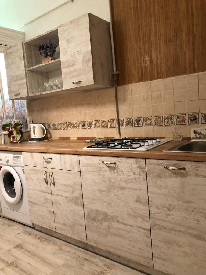 Vintage Apartment 2 Rooms With Balcony 리비프 외부 사진